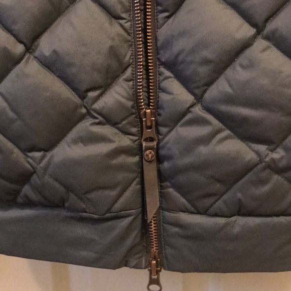 Nobis Elle quilted bomber jacket with hood - Picture 3 of 5